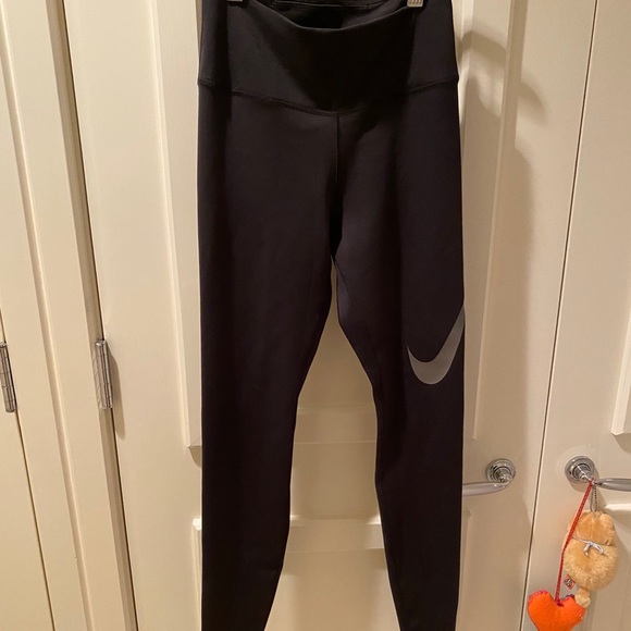 Grey Nike dri-fit leggings - Picture 1 of 4